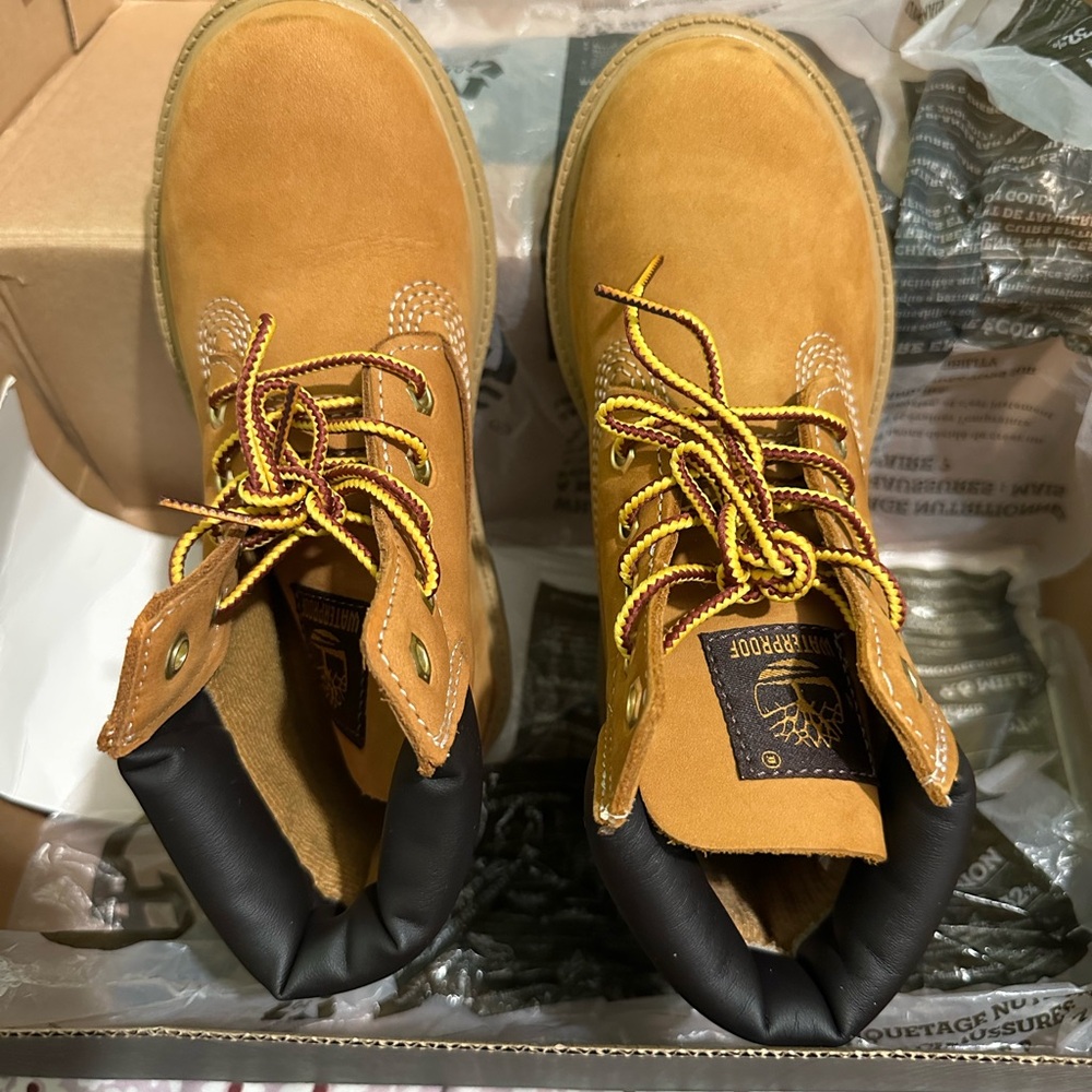 Timberland kid’s Tan Boots